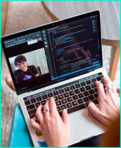 Comment devenir développeur informatique ?